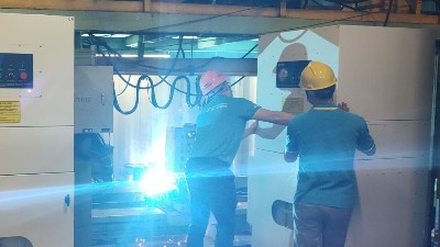 機械軸打磨除塵器,專業(yè)凈化設(shè)備制造執(zhí)信環(huán)保科技。
