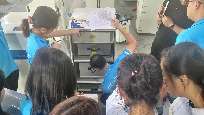 激光煙霧凈化器生產(chǎn)廠家，執(zhí)信環(huán)?？萍籍a(chǎn)品知識培訓！