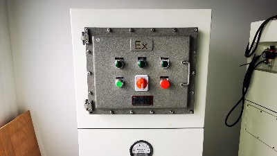 工業(yè)防爆除塵器,執(zhí)信環(huán)保專注車間安全粉塵凈化設備制造。
